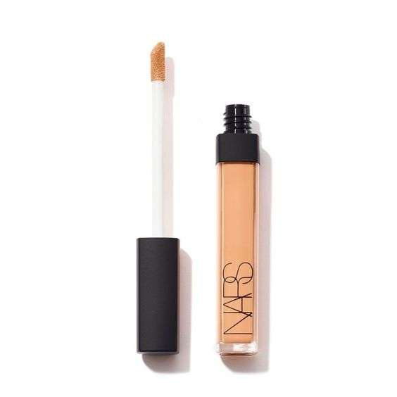 Nars Radiant Creamy Kem che khuyet diem