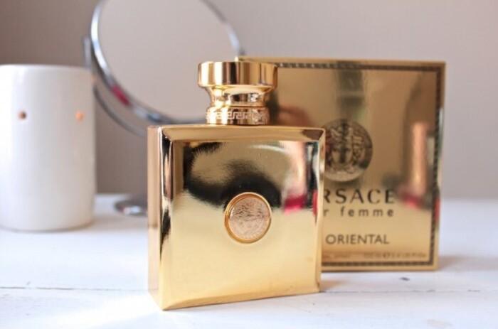 Versace Pour Femme Oud Oriental