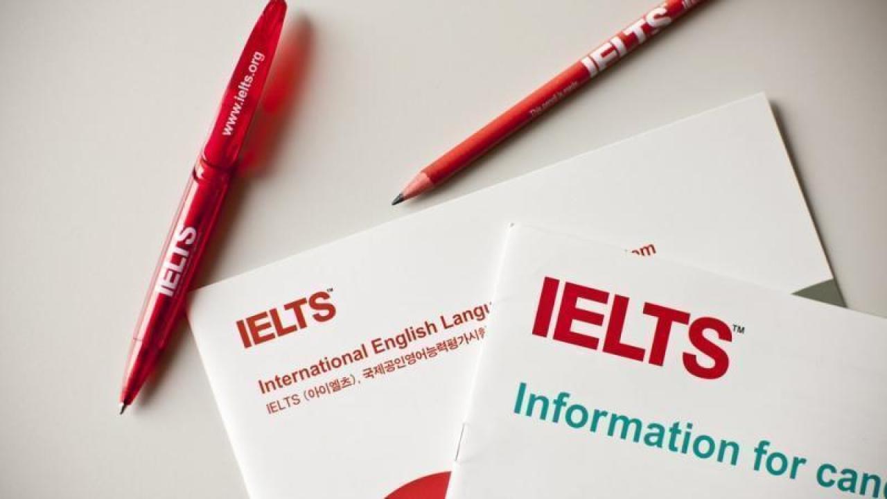 hoc IELTS online hay truc tiep