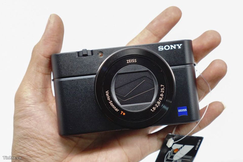 Sony Cyber-shot RX100 III