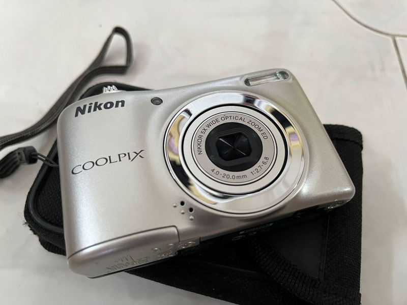 Máy chụp hình 1 triệu Nikon Coolpix L25